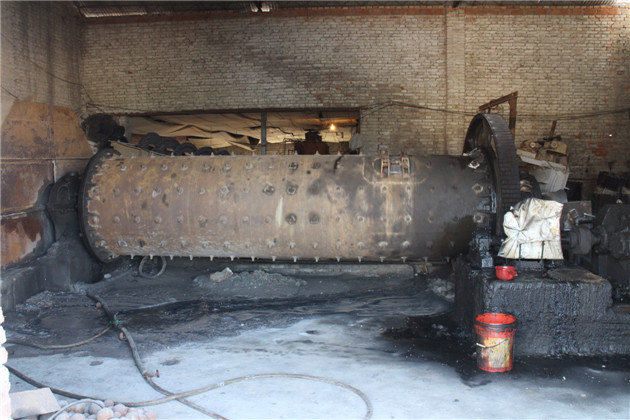 硅線(xiàn)石車(chē)間展示