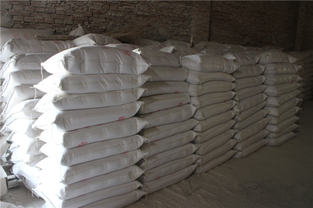 硅線(xiàn)石成品庫(kù)